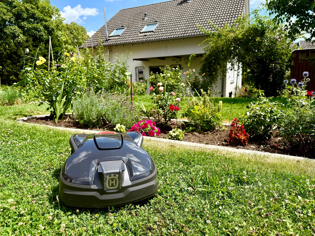 Husqvarna Automower® 305 erfolgreich installiert in Rottenburg am Neckar ⭐ Dein-Rasenroboter.de