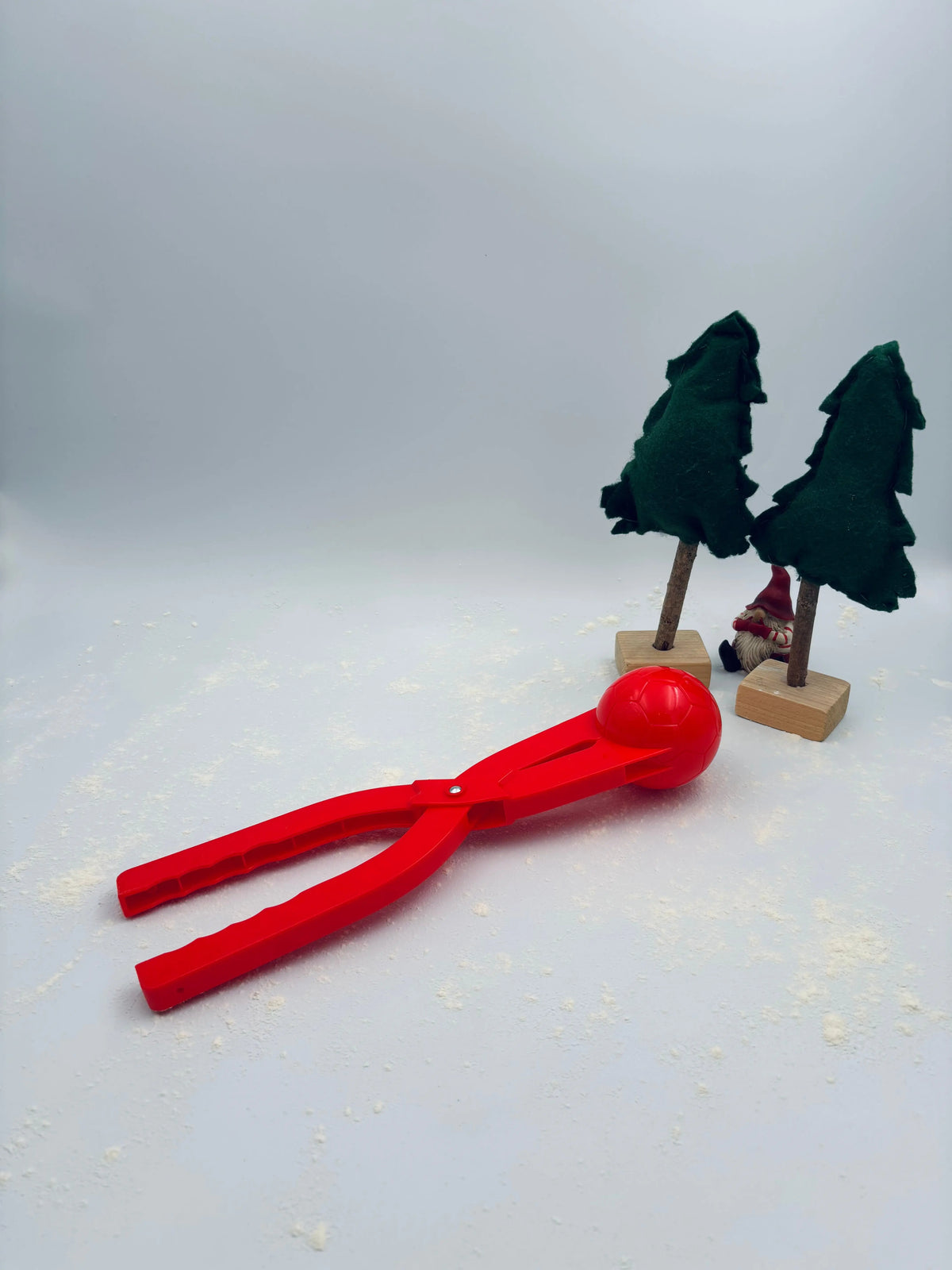 Schneeballformer & Schneeballzange für Kinder – 8 cm Schneebälle Dein-Rasenroboter.de