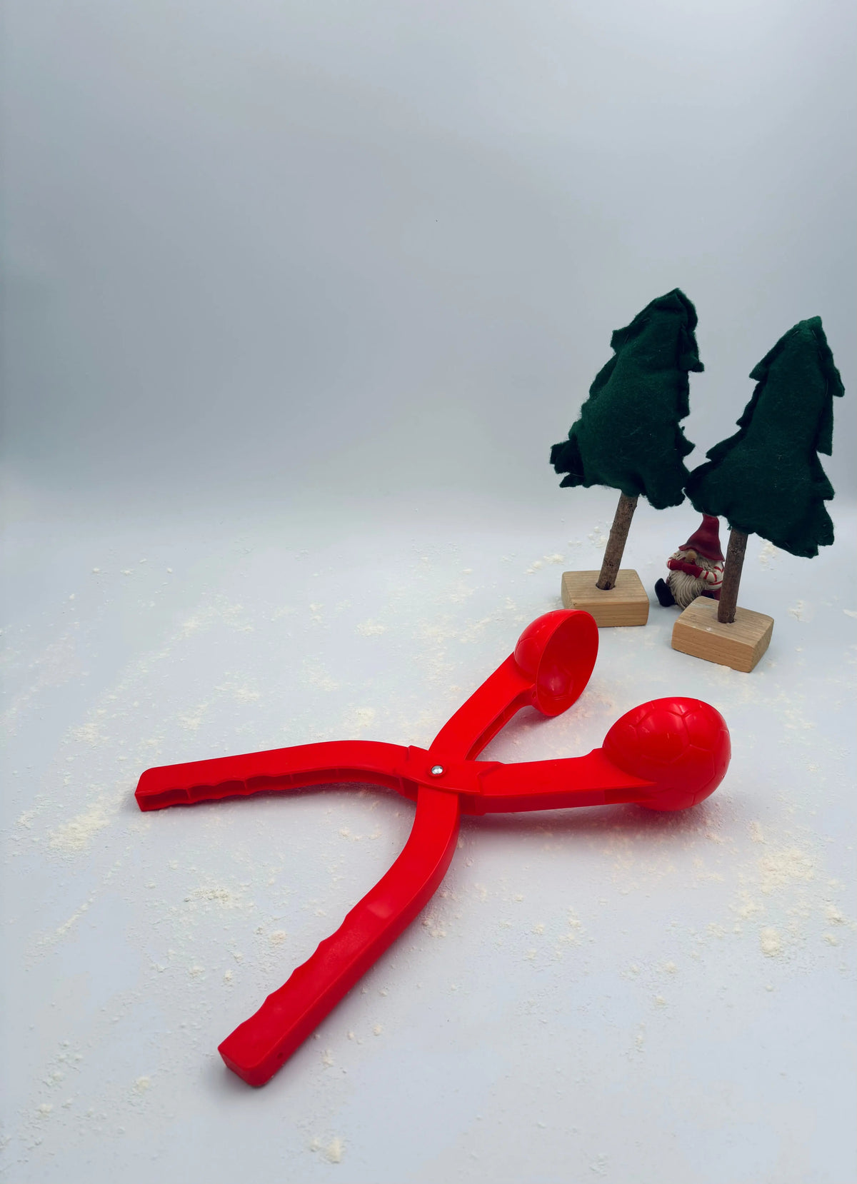 Schneeballformer & Schneeballzange für Kinder – 8 cm Schneebälle Dein-Rasenroboter.de